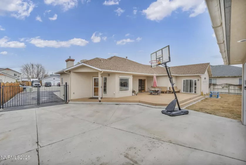421 Silver Star, Yerington, Nevada 89447, 4 Bedrooms Bedrooms, ,3 BathroomsBathrooms,Residential,Residential,Silver Star,250052634