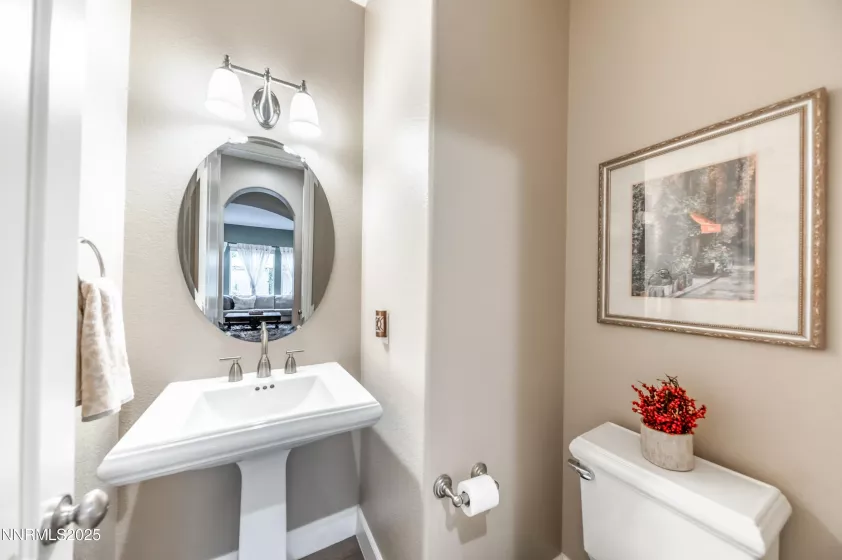 1612 Sawtooth, Reno, Nevada 89523, 4 Bedrooms Bedrooms, ,4 BathroomsBathrooms,Residential,Residential,Sawtooth,250052636