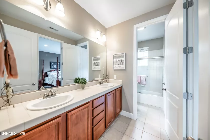 1612 Sawtooth, Reno, Nevada 89523, 4 Bedrooms Bedrooms, ,4 BathroomsBathrooms,Residential,Residential,Sawtooth,250052636