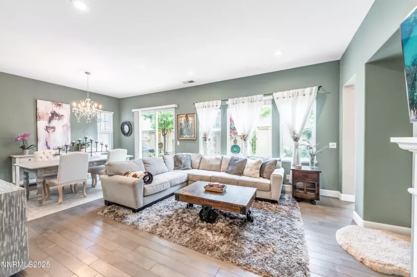 1612 Sawtooth, Reno, Nevada 89523, 4 Bedrooms Bedrooms, ,4 BathroomsBathrooms,Residential,Residential,Sawtooth,250052636