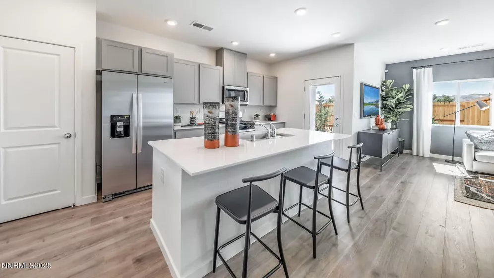 4564 Mifflin, Fernley, Nevada 89408, 3 Bedrooms Bedrooms, ,2 BathroomsBathrooms,Residential,Residential,Mifflin,250052639