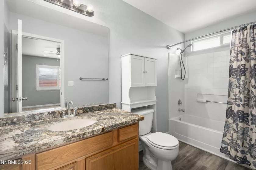 17832 Bear River, Reno, Nevada 89508, 3 Bedrooms Bedrooms, ,2 BathroomsBathrooms,Residential,Residential,Bear River,250052642