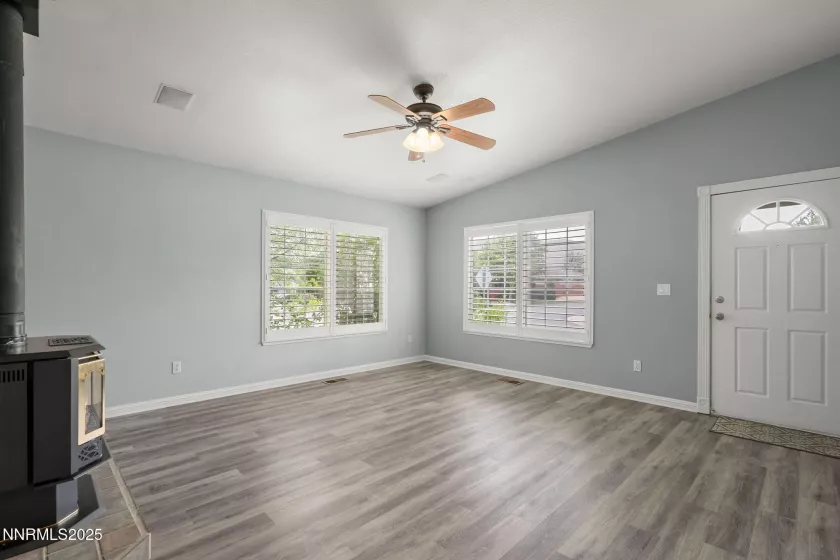 17832 Bear River, Reno, Nevada 89508, 3 Bedrooms Bedrooms, ,2 BathroomsBathrooms,Residential,Residential,Bear River,250052642