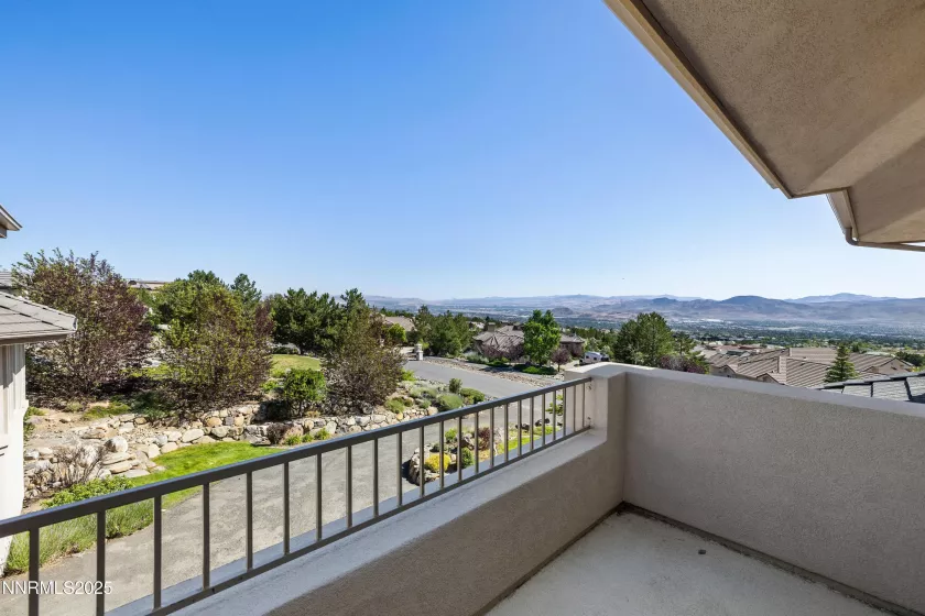 10122 Indian Ridge, Reno, Nevada 89511, 4 Bedrooms Bedrooms, ,3 BathroomsBathrooms,Residential,Residential,Indian Ridge,250052641