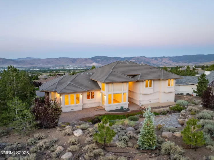 10122 Indian Ridge, Reno, Nevada 89511, 4 Bedrooms Bedrooms, ,3 BathroomsBathrooms,Residential,Residential,Indian Ridge,250052641
