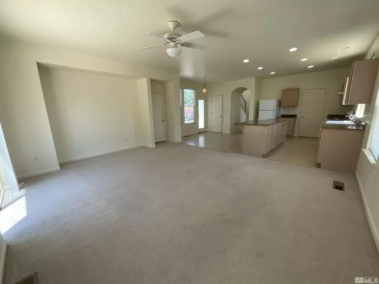 5707 Rainier Peak, Sparks, Nevada 89436, 3 Bedrooms Bedrooms, ,3 BathroomsBathrooms,Residential Lease,Manufactured,Rainier Peak,250052655