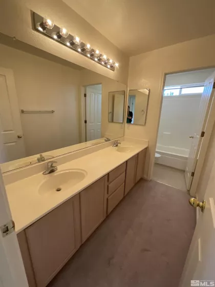 5707 Rainier Peak, Sparks, Nevada 89436, 3 Bedrooms Bedrooms, ,3 BathroomsBathrooms,Residential Lease,Manufactured,Rainier Peak,250052655
