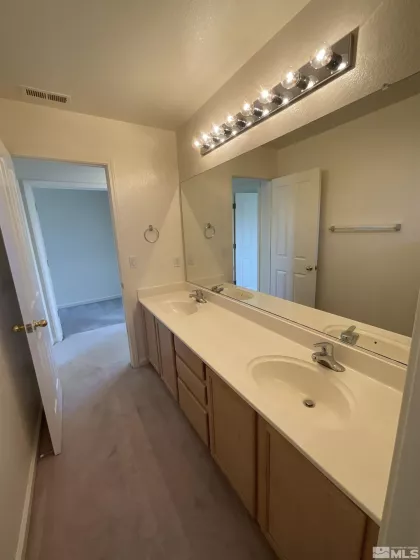 5707 Rainier Peak, Sparks, Nevada 89436, 3 Bedrooms Bedrooms, ,3 BathroomsBathrooms,Residential Lease,Manufactured,Rainier Peak,250052655