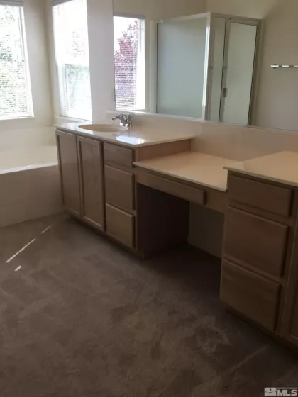 5707 Rainier Peak, Sparks, Nevada 89436, 3 Bedrooms Bedrooms, ,3 BathroomsBathrooms,Residential Lease,Manufactured,Rainier Peak,250052655