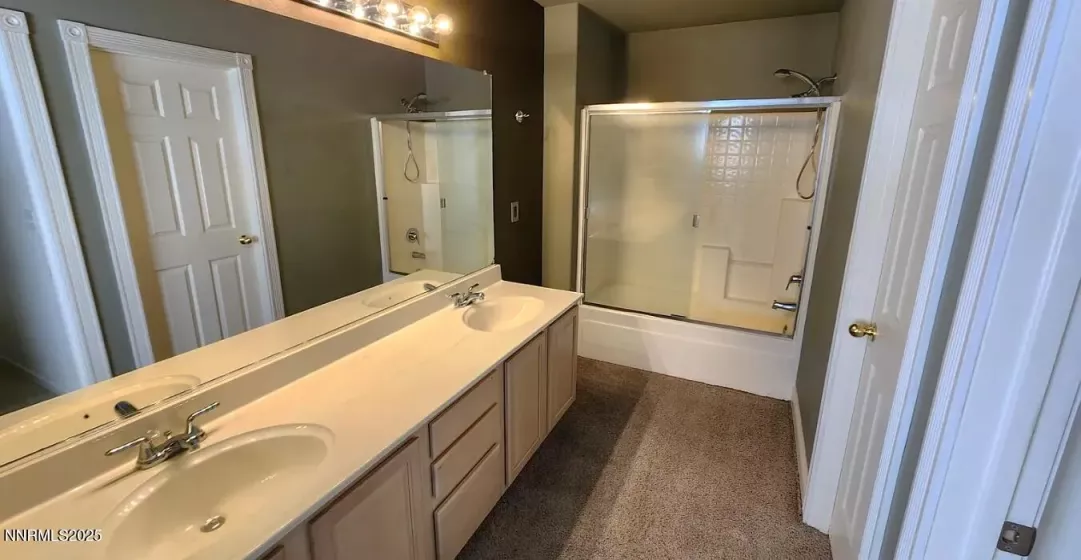 7600 Appenzell Street, Reno, Nevada 89506, 4 Bedrooms Bedrooms, ,2 BathroomsBathrooms,Residential Lease,Manufactured,Appenzell Street,250052670