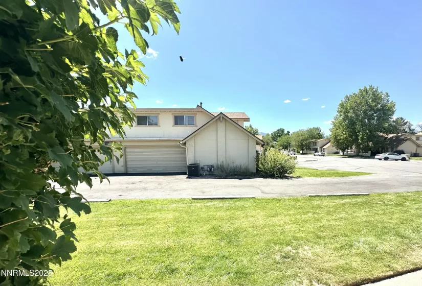 61 Condor, Carson City, Nevada 89701, 3 Bedrooms Bedrooms, ,2 BathroomsBathrooms,Residential,Residential,Condor,250052682