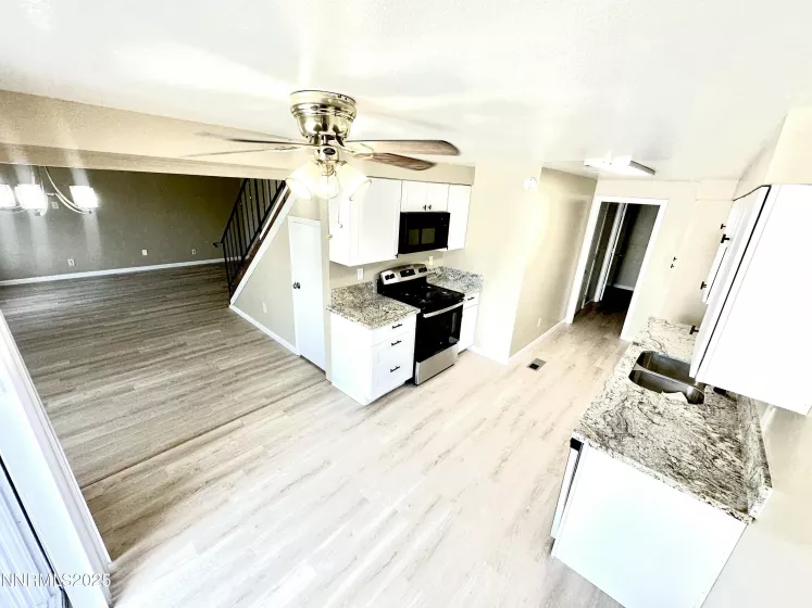 61 Condor, Carson City, Nevada 89701, 3 Bedrooms Bedrooms, ,2 BathroomsBathrooms,Residential,Residential,Condor,250052682