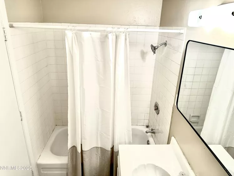 61 Condor, Carson City, Nevada 89701, 3 Bedrooms Bedrooms, ,2 BathroomsBathrooms,Residential,Residential,Condor,250052682