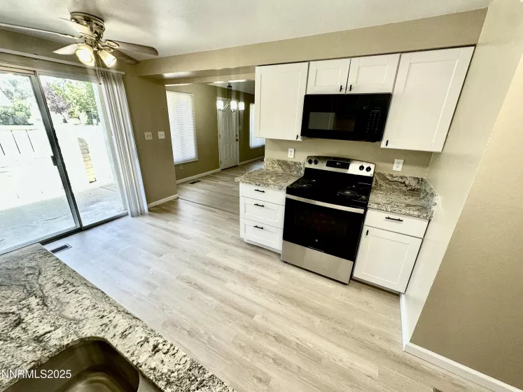 61 Condor, Carson City, Nevada 89701, 3 Bedrooms Bedrooms, ,2 BathroomsBathrooms,Residential,Residential,Condor,250052682