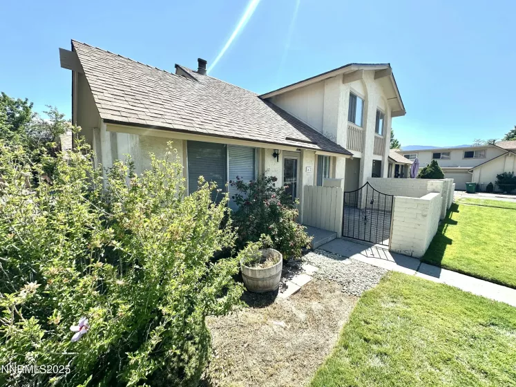 61 Condor, Carson City, Nevada 89701, 3 Bedrooms Bedrooms, ,2 BathroomsBathrooms,Residential,Residential,Condor,250052682