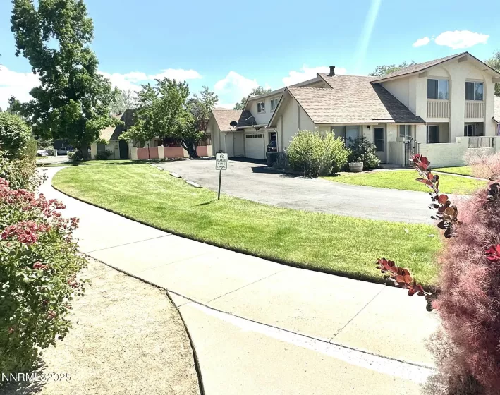 61 Condor, Carson City, Nevada 89701, 3 Bedrooms Bedrooms, ,2 BathroomsBathrooms,Residential,Residential,Condor,250052682