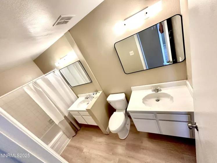 61 Condor, Carson City, Nevada 89701, 3 Bedrooms Bedrooms, ,2 BathroomsBathrooms,Residential,Residential,Condor,250052682
