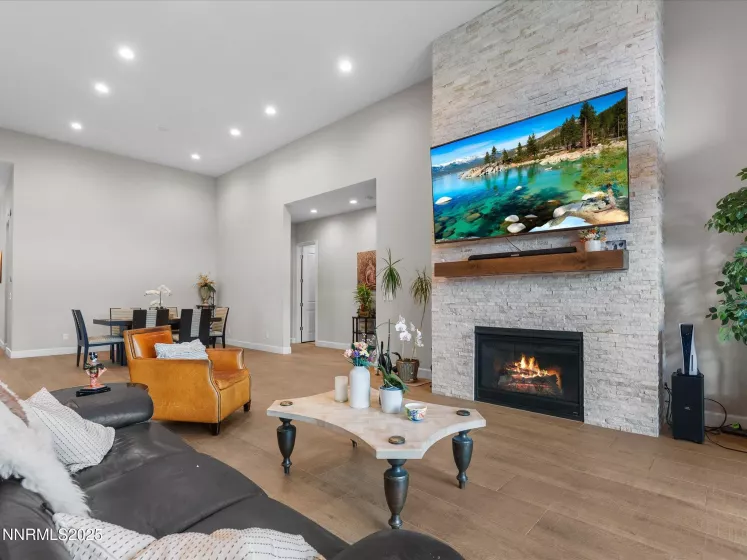 13545 Cobalt Sky, Reno, Nevada 89521, 3 Bedrooms Bedrooms, ,4 BathroomsBathrooms,Residential,Residential,Cobalt Sky,250052685