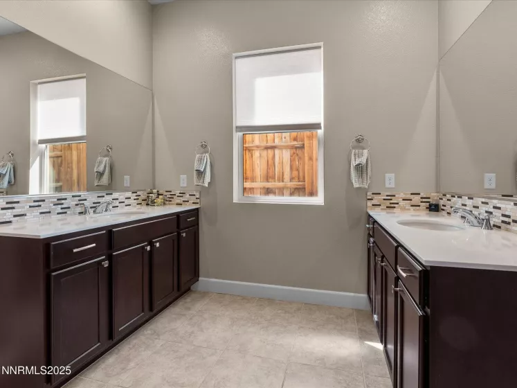 13545 Cobalt Sky, Reno, Nevada 89521, 3 Bedrooms Bedrooms, ,4 BathroomsBathrooms,Residential,Residential,Cobalt Sky,250052685