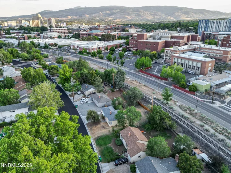 265 Bartlett, Reno, Nevada 89512, 2 Bedrooms Bedrooms, ,1 BathroomBathrooms,Residential,Residential,Bartlett,250052686