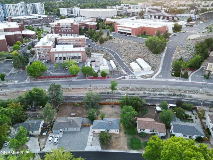 265 Bartlett, Reno, Nevada 89512, 2 Bedrooms Bedrooms, ,1 BathroomBathrooms,Residential,Residential,Bartlett,250052686