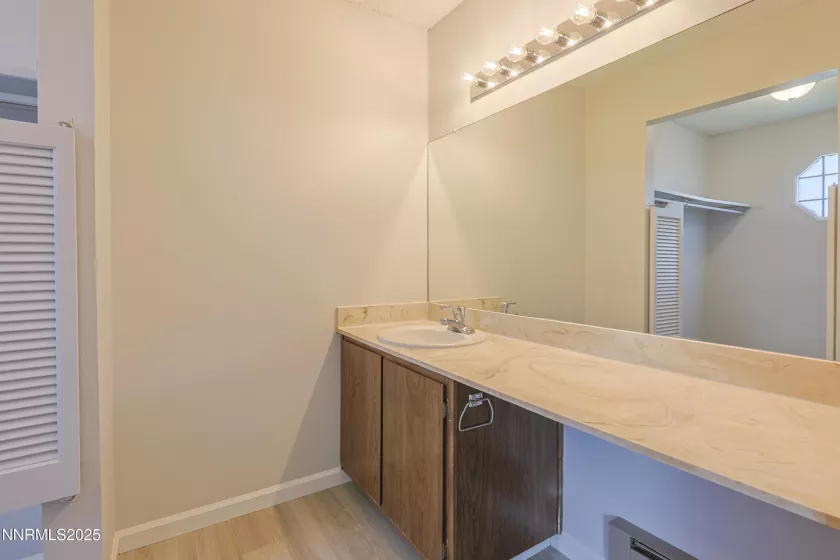 445 Pine Meadows, Sparks, Nevada 89431, 3 Bedrooms Bedrooms, ,2 BathroomsBathrooms,Residential,Residential,Pine Meadows,250052689