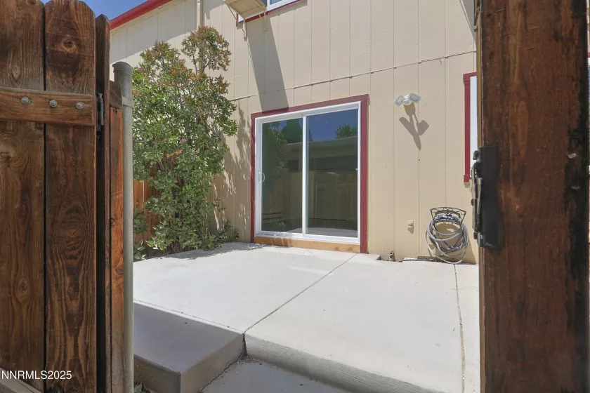 445 Pine Meadows, Sparks, Nevada 89431, 3 Bedrooms Bedrooms, ,2 BathroomsBathrooms,Residential,Residential,Pine Meadows,250052689
