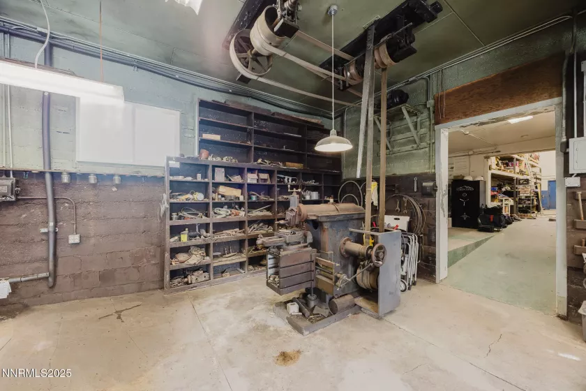 240 7th, Elko, Nevada 89801, ,Commercial Lease,Manufactured,7th,250052697