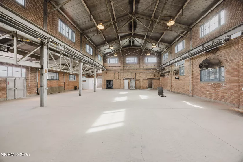 240 7th, Elko, Nevada 89801, ,Commercial Lease,Manufactured,7th,250052697