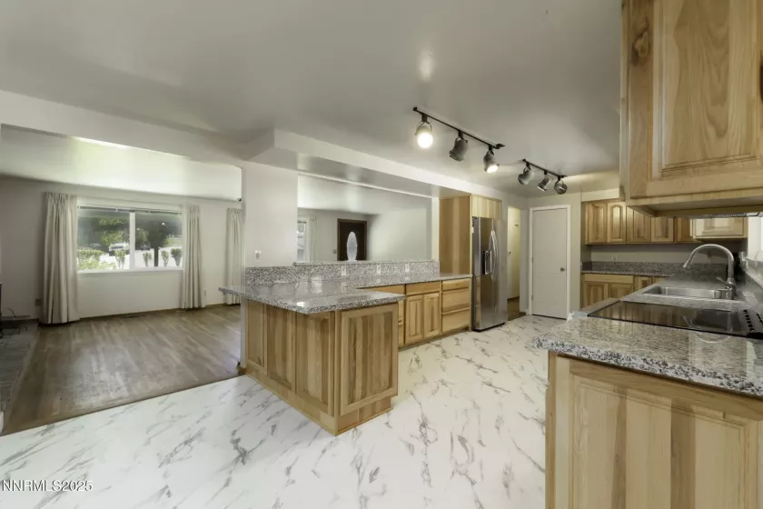 4879 Idlewild, Reno, Nevada 89519, 4 Bedrooms Bedrooms, ,3 BathroomsBathrooms,Residential,Residential,Idlewild,250052711