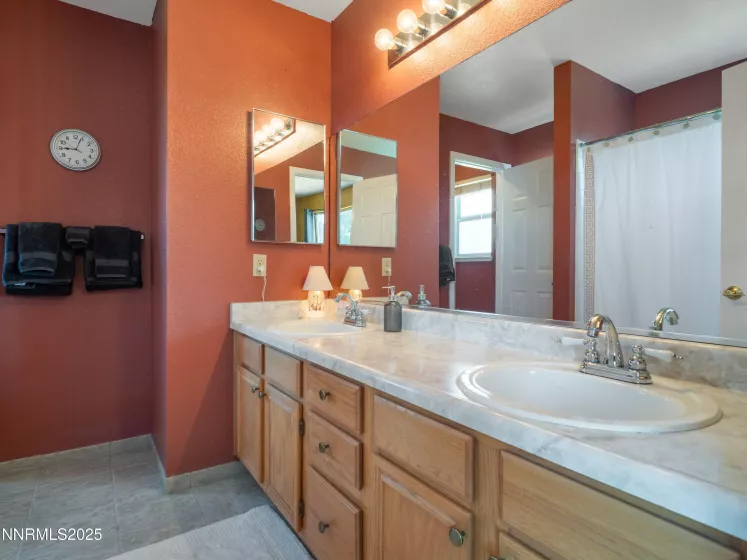 4001 Quinn, Carson City, Nevada 89701, 4 Bedrooms Bedrooms, ,4 BathroomsBathrooms,Residential,Residential,Quinn,250052715