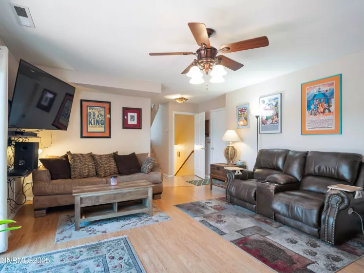 4001 Quinn, Carson City, Nevada 89701, 4 Bedrooms Bedrooms, ,4 BathroomsBathrooms,Residential,Residential,Quinn,250052715