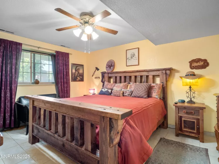 4001 Quinn, Carson City, Nevada 89701, 4 Bedrooms Bedrooms, ,4 BathroomsBathrooms,Residential,Residential,Quinn,250052715