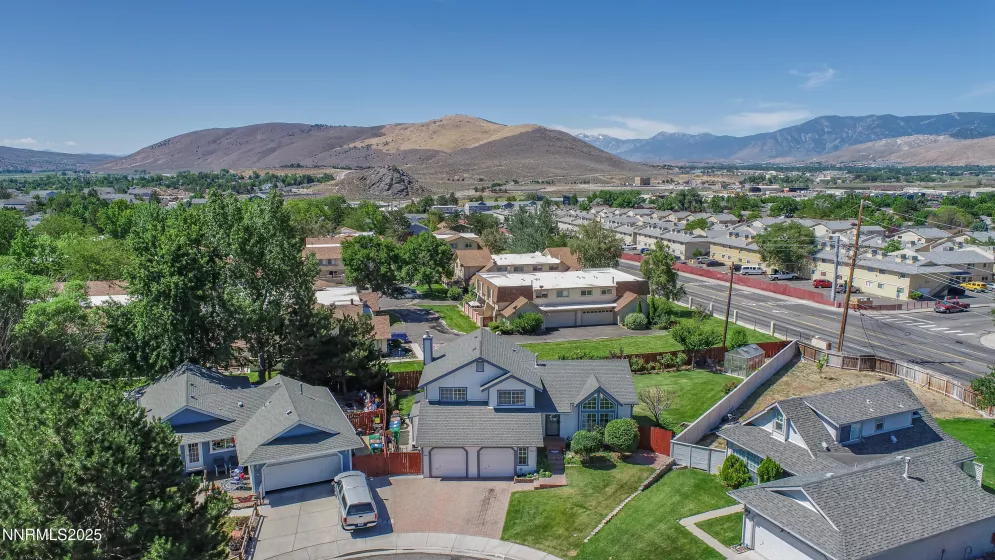 4001 Quinn, Carson City, Nevada 89701, 4 Bedrooms Bedrooms, ,4 BathroomsBathrooms,Residential,Residential,Quinn,250052715