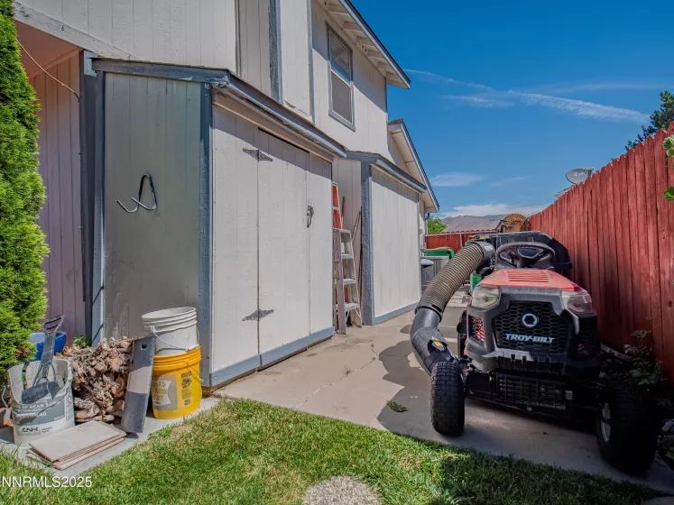 4001 Quinn, Carson City, Nevada 89701, 4 Bedrooms Bedrooms, ,4 BathroomsBathrooms,Residential,Residential,Quinn,250052715