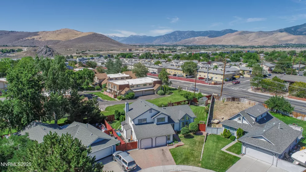 4001 Quinn, Carson City, Nevada 89701, 4 Bedrooms Bedrooms, ,4 BathroomsBathrooms,Residential,Residential,Quinn,250052715