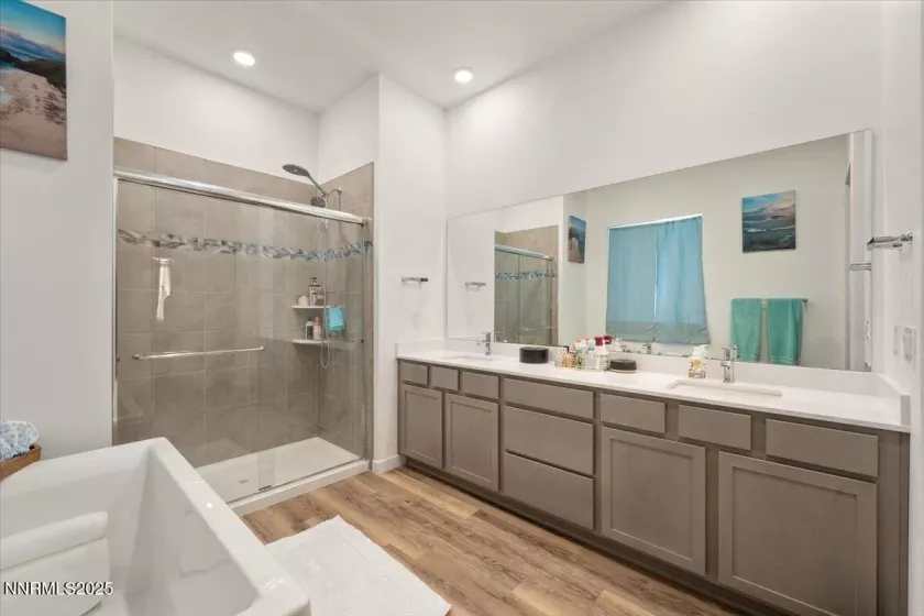 1772 Hogan Peak, Carson City, Nevada 89701, 3 Bedrooms Bedrooms, ,2 BathroomsBathrooms,Residential,Residential,Hogan Peak,250052722