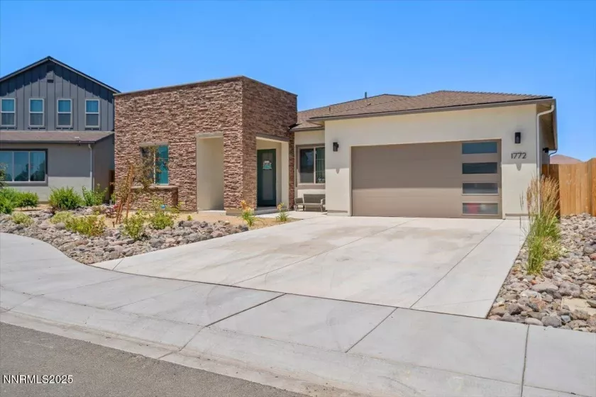 1772 Hogan Peak, Carson City, Nevada 89701, 3 Bedrooms Bedrooms, ,2 BathroomsBathrooms,Residential,Residential,Hogan Peak,250052722