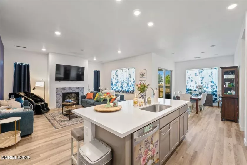 1772 Hogan Peak, Carson City, Nevada 89701, 3 Bedrooms Bedrooms, ,2 BathroomsBathrooms,Residential,Residential,Hogan Peak,250052722