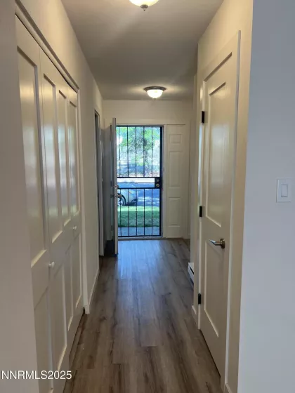 385 Smithridge, Reno, Nevada 89502, 2 Bedrooms Bedrooms, ,2 BathroomsBathrooms,Residential,Residential,Smithridge,250052723