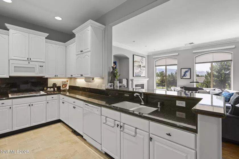 9900 Wilbur May, Reno, Nevada 89521, 3 Bedrooms Bedrooms, ,2 BathroomsBathrooms,Residential,Residential,Wilbur May,250052725