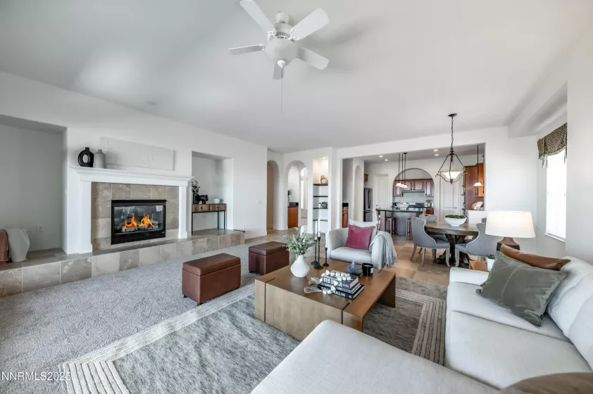 10212 Via Como, Reno, Nevada 89511, 4 Bedrooms Bedrooms, ,4 BathroomsBathrooms,Residential,Residential,Via Como,250052726