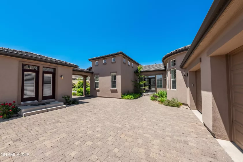 10212 Via Como, Reno, Nevada 89511, 4 Bedrooms Bedrooms, ,4 BathroomsBathrooms,Residential,Residential,Via Como,250052726