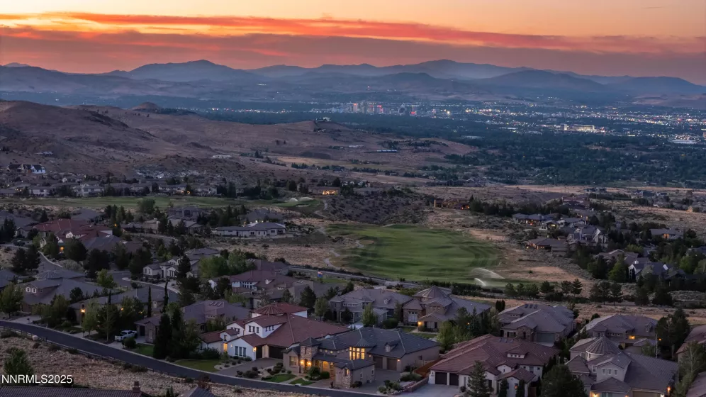 10212 Via Como, Reno, Nevada 89511, 4 Bedrooms Bedrooms, ,4 BathroomsBathrooms,Residential,Residential,Via Como,250052726