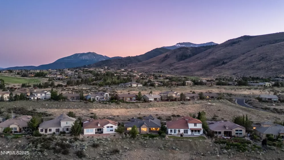 10212 Via Como, Reno, Nevada 89511, 4 Bedrooms Bedrooms, ,4 BathroomsBathrooms,Residential,Residential,Via Como,250052726