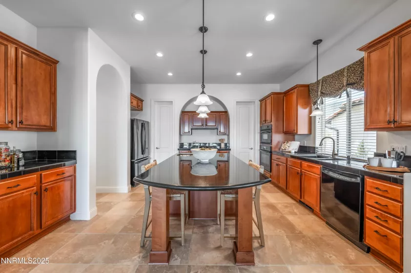 10212 Via Como, Reno, Nevada 89511, 4 Bedrooms Bedrooms, ,4 BathroomsBathrooms,Residential,Residential,Via Como,250052726