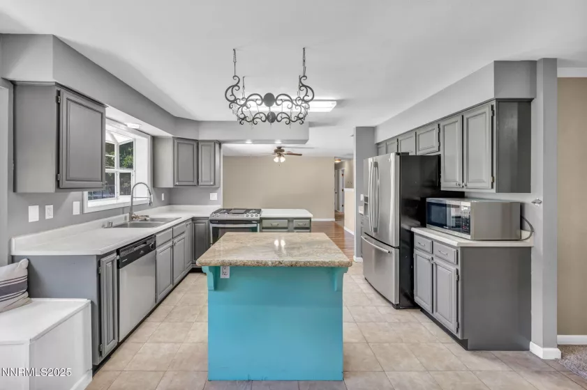4210 Magnolia, Fallon, Nevada 89406, 3 Bedrooms Bedrooms, ,2 BathroomsBathrooms,Residential,Residential,Magnolia,250052728