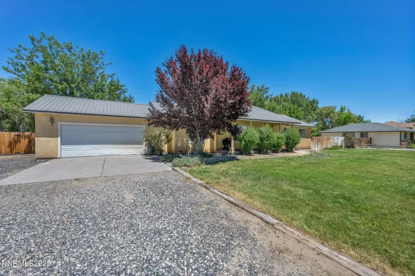 4210 Magnolia, Fallon, Nevada 89406, 3 Bedrooms Bedrooms, ,2 BathroomsBathrooms,Residential,Residential,Magnolia,250052728