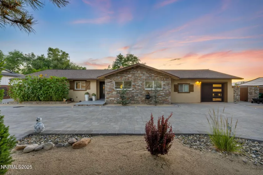 14675 Chamy Drive, Reno, Nevada 89521, 6 Bedrooms Bedrooms, ,3 BathroomsBathrooms,Residential,Residential,Chamy Drive,250052730