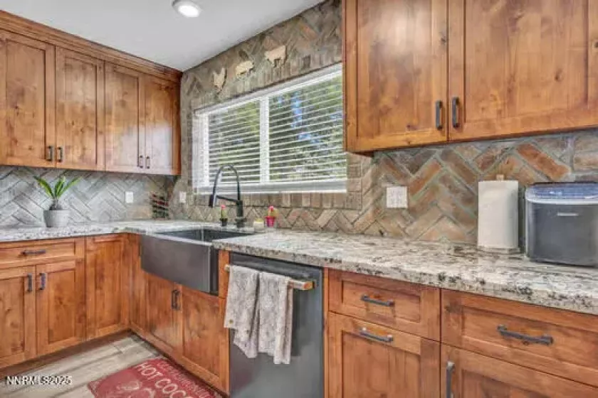 14675 Chamy Drive, Reno, Nevada 89521, 6 Bedrooms Bedrooms, ,3 BathroomsBathrooms,Residential,Residential,Chamy Drive,250052730